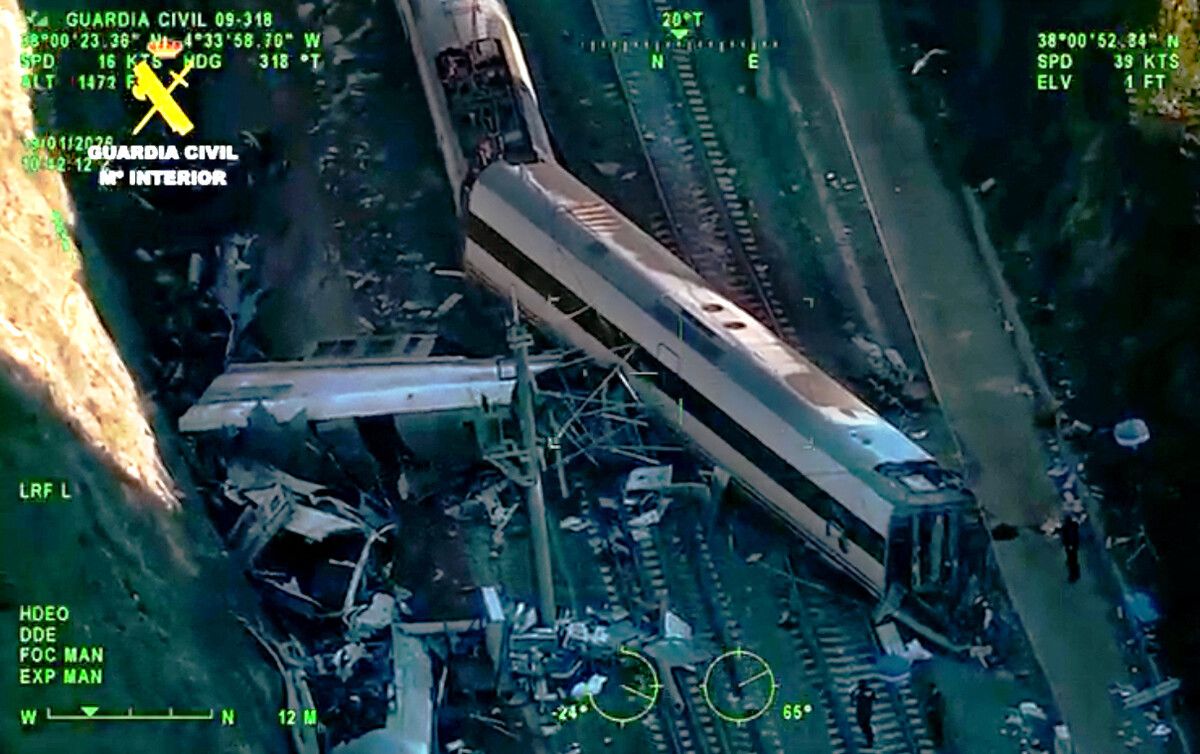 Bei dem schweren Zugunglück sind am Sonntagabend im Süden Spaniens mindestens 40 Menschen ums Leben gekommen.⇒AFP