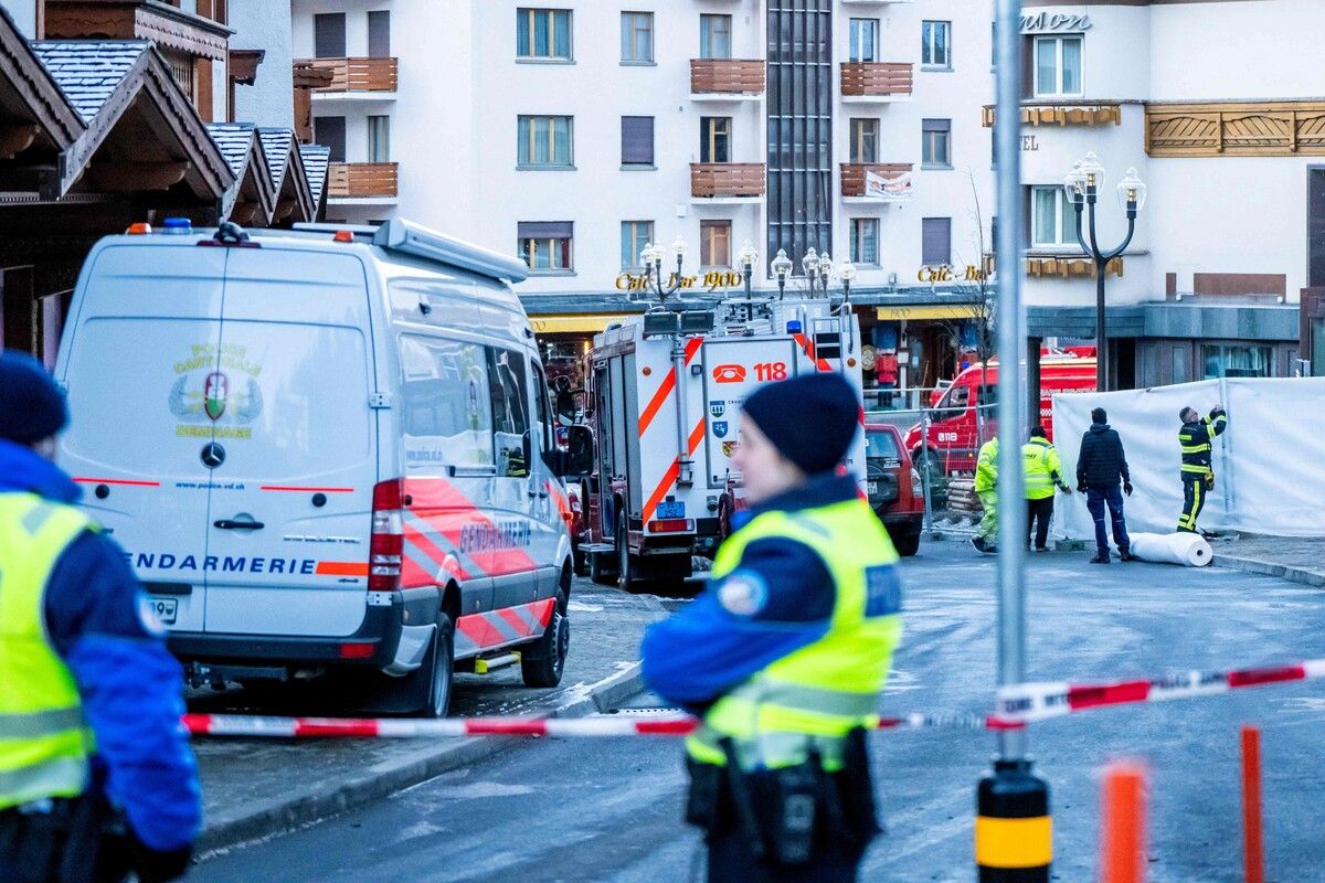 Bei einem Großbrand in einer Bar im Nobel-Skiort Crans-Montana sind zum Jahreswechsel rund 40 Menschen ums Leben gekommen. Zudem gibt es 115 Verletzte, die meisten davon schwer. ⇒AFP
