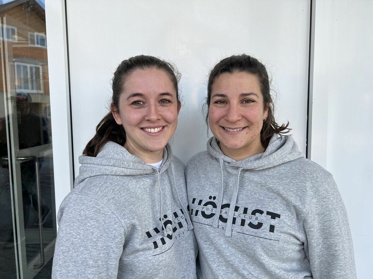 Bettina Wüstner und Jacqueline Plankensteiner führen das Team an, dass das Faschingskränzle von Null auf die Beine stellt.⇒Phillip Plesch (2)