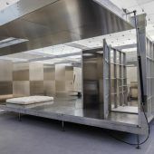 Das „Haus“ aus dem KUB zieht in die Schweiz