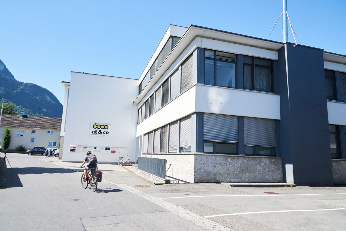 Das Praxis- und Gewerbegebäude in Hohenems, Franz-Michael-Felder-Straße, hat den Eigentümer gewechselt. ⇒FA/Gaethke