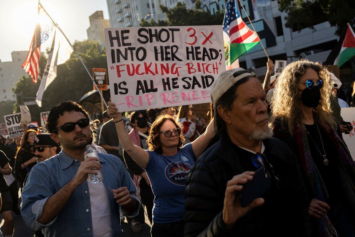 Demonstranten protestierten auch am Wochenende in Minneapolis gegen die US-Einwanderungsbehörde ICE nach den tödlichen Schüssen auf Renee Nicole Good.⇒AFP