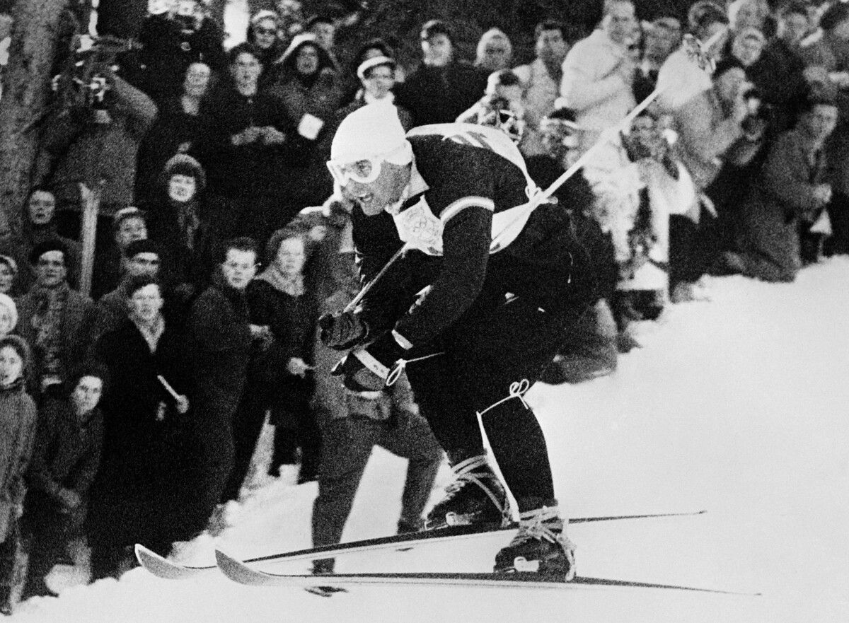 Der damals 20-jährige Kitzbüheler Toni Sailer räumte bei den Winterspielen 1956 groß ab.⇒APA