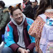 Brendan Fraser ganz allein in Tokio