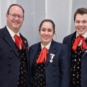 Neuwahlen, Ehrungen und musikalische Höhepunkte