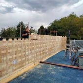 NEOS-Gründer setzt auf Holzbausystem