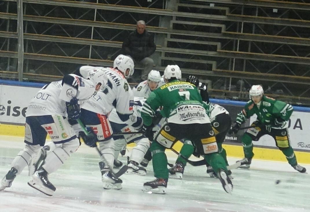 Die Unterland Cavaliers konnten den Wälder nur im ersten Drittel Paroli bieten.⇒siha