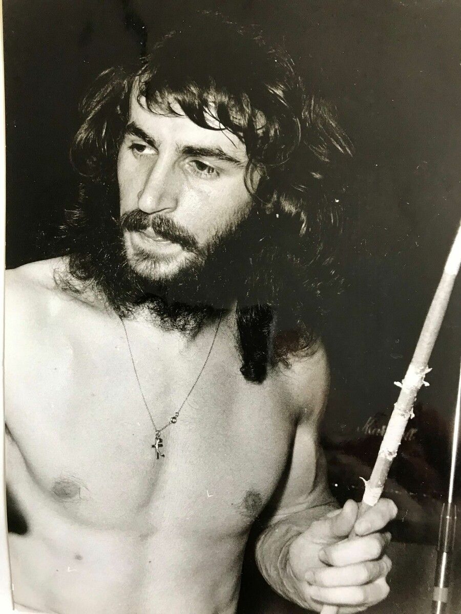 Die Verbindung von Virtuosität und radikaler Eigenwilligkeit machte ihn rasch zu einer prägenden Figur.