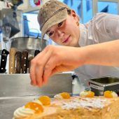 „Erste Hochzeitstorte vergisst man nicht“