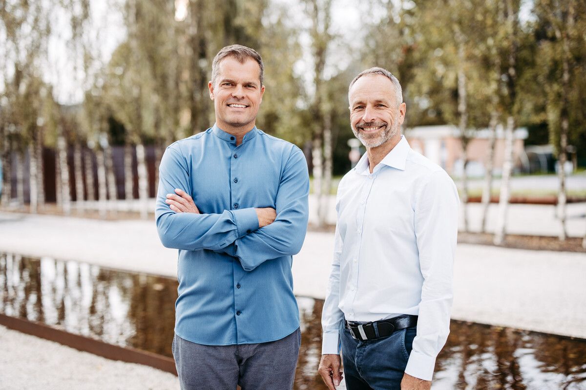 Eigentümer Andreas Hofer (l.) und Prokurist Markus Maier bilden die Geschäftsleitung von Andreas Hofer Immobilien.⇒FA/Sams