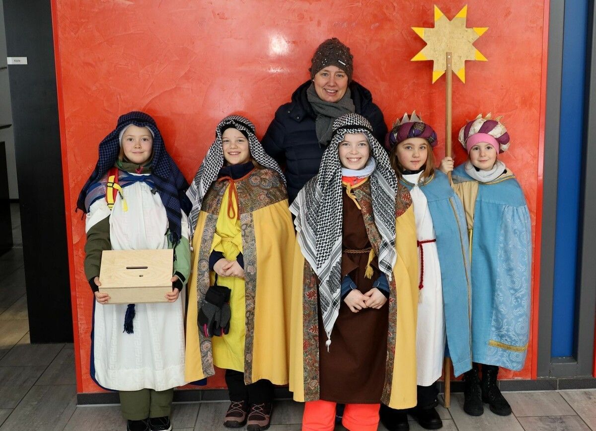 Eine der Sternsingergruppe aus Hörbranz.⇒ chf