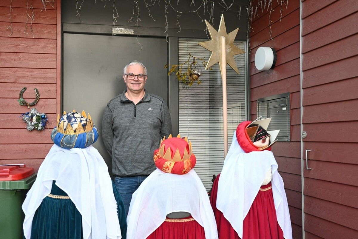 Erich Schwarz hat bereits auf die Sternsinger gewartet.