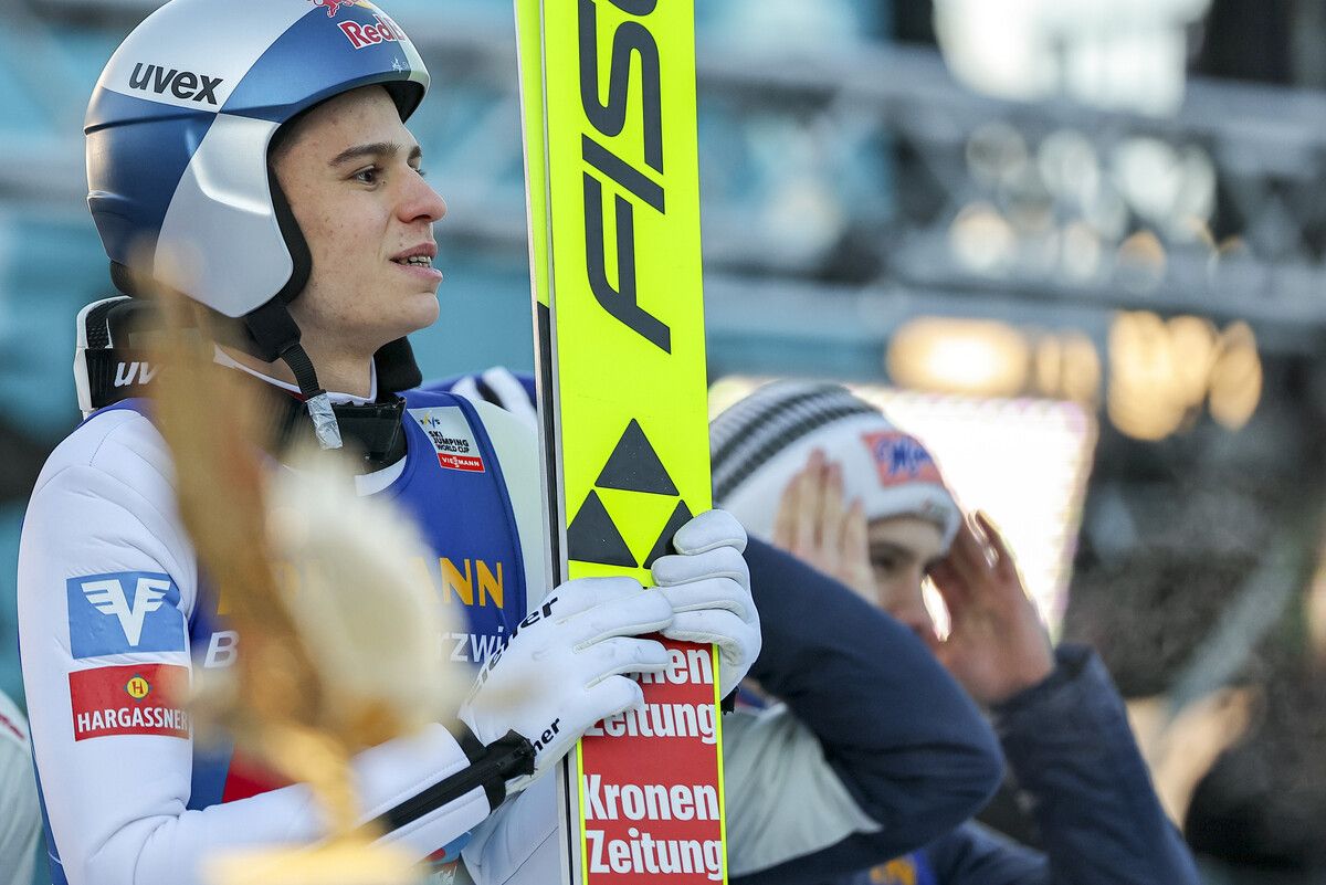 Erreichte in Innsbruck sein drittes Einzelpodium im Springer-Weltcup. Nach dem ersten Durchgang hatte Stephan Embacher die Konkurrenz am Bergisel noch angeführt.⇒gepa