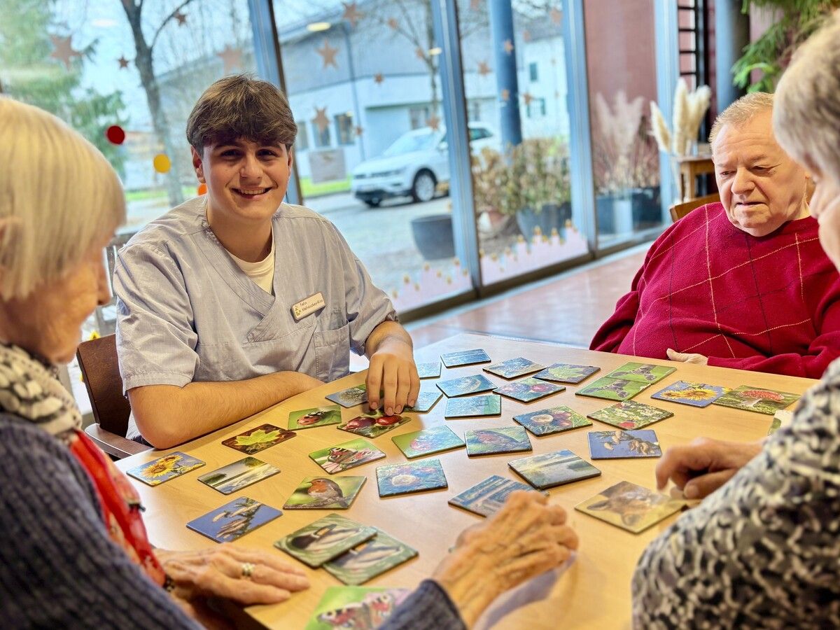 Felix: „Wir unterstützen hilfsbedürftige Personen bei ihren alltäglichen Aufgaben.“⇒LiV/Curin