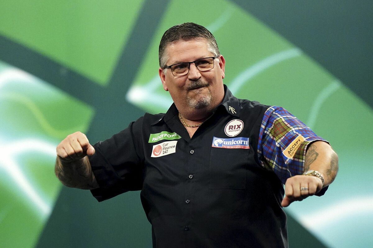 Gary Anderson hat im Viertelfinale wieder sein altes Können aufblitzen lassen und steht im Halbfnale bei der Darts-WM.⇒???