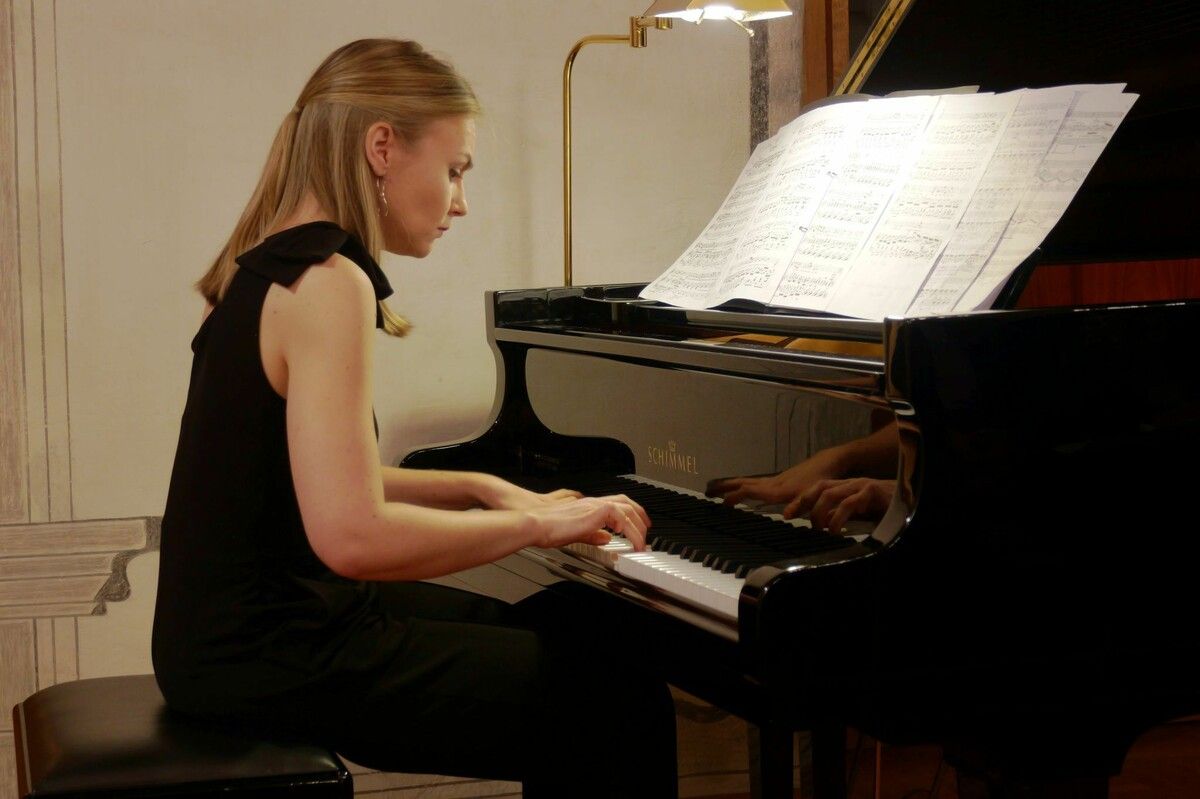 Hanna Bachmann bringt am 17. Jänner im Schlösslesaal Röthis Klavierklassik in all ihren Facetten zum Klingen.⇒he