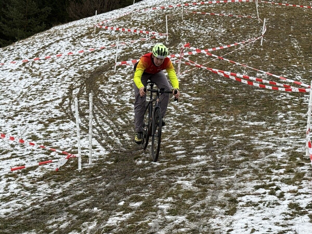 Hinter dem Antreten von Nora Fischer bei den Cyclocross-Heimtitelkämpfen in Bludenz stand lange Zeit ein Fragezeichen. ⇒VSB