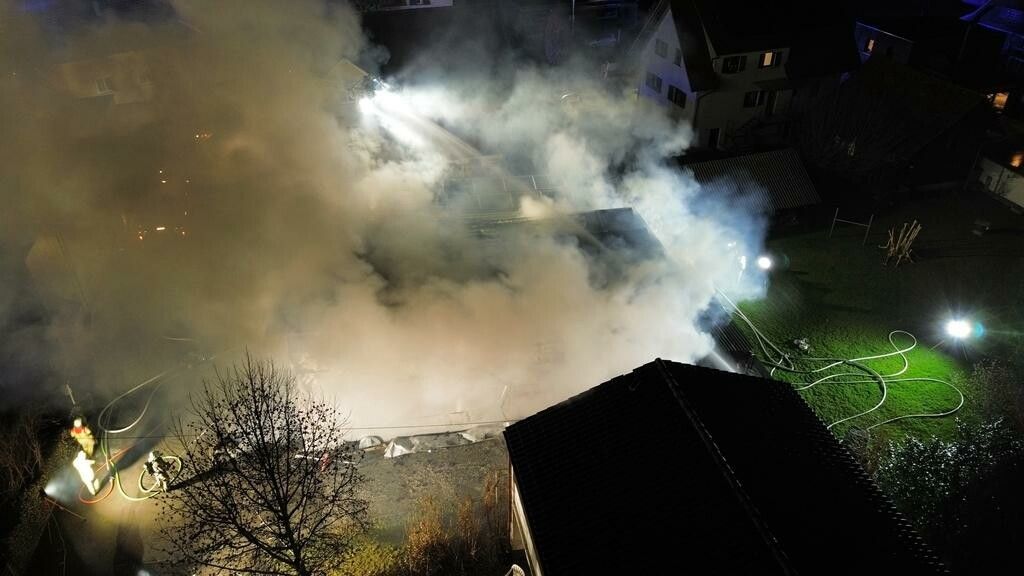 In einer Werkstatt in Lustenau ist am Montagabend ein Brand ausgebrochen. ⇒Vlach