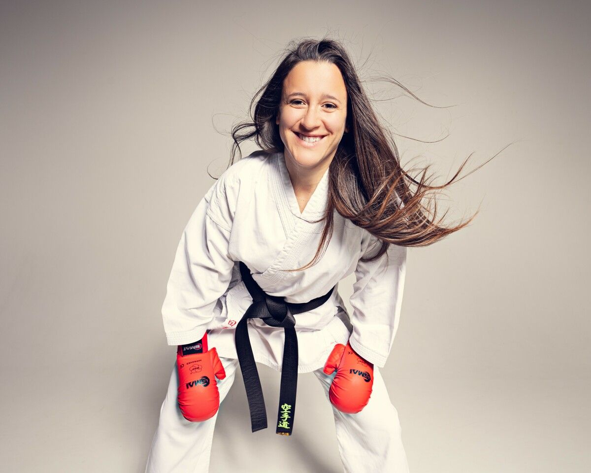 Karate-Schnuppertraining in Eichenberg: Familien erleben gemeinsam eine aktive Stunde voller Bewegung und Respekt.⇒ Karate-Team Eichenberg