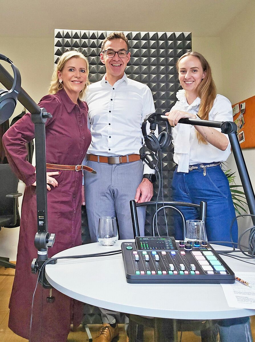 Kinder- und Jugendanwalt Christian Netzer findet im Podcast klare Worte.⇒VOKI