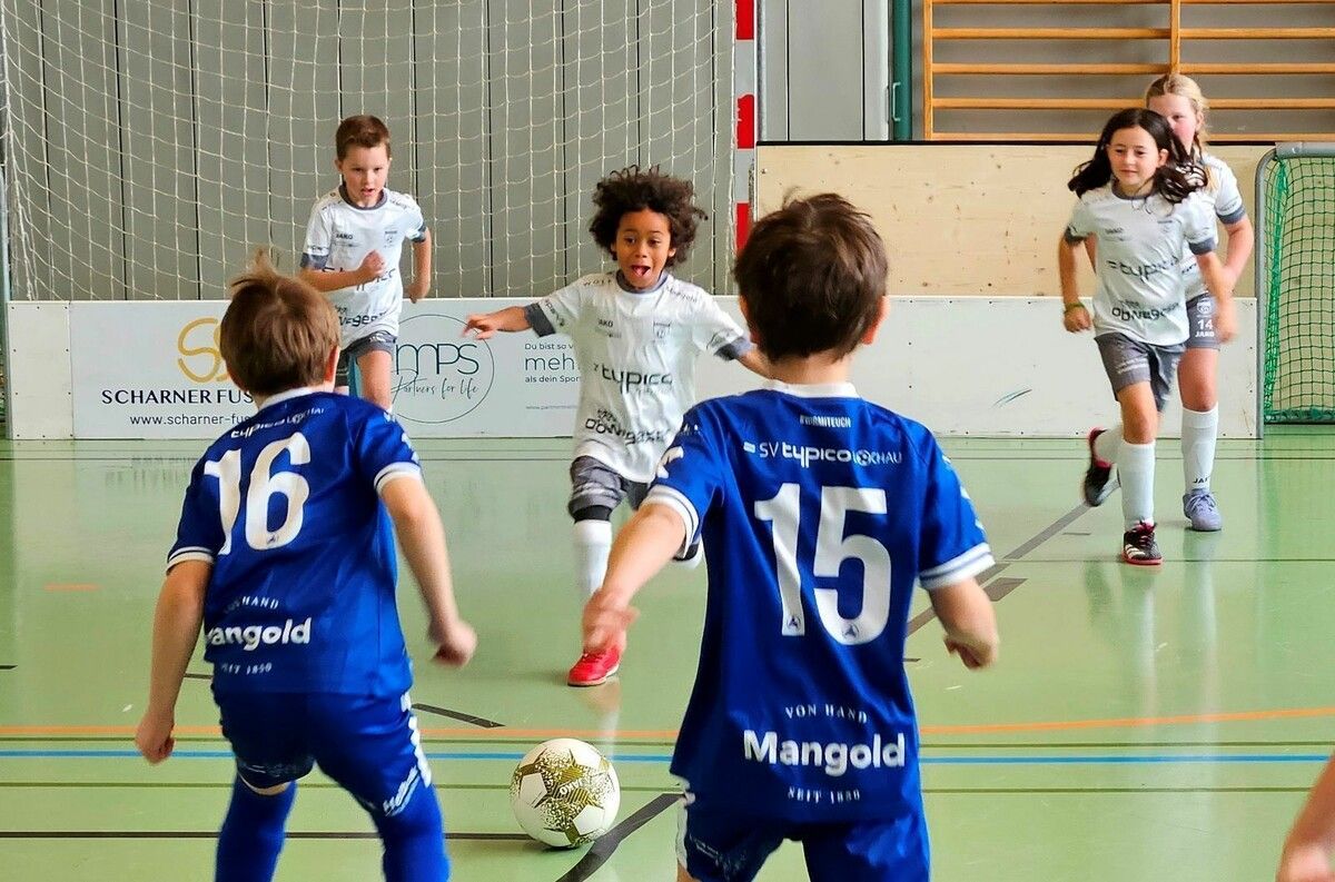 Kinder- und Jugendteams jeden Alters lieferten sich spannende Matches in Lochau. ⇒BMS (2)