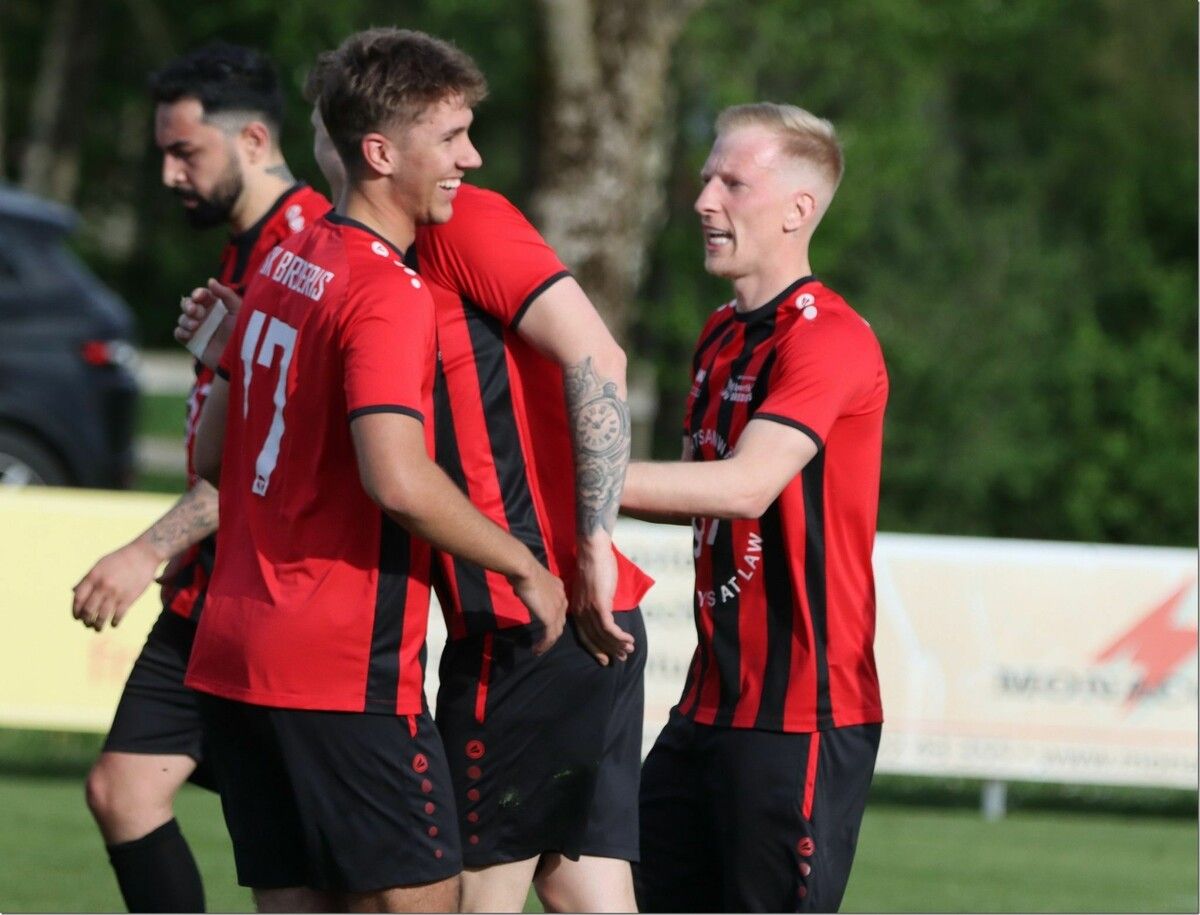 Laurin Mario Hartmann (l.) wechselt von Brederis nach Röthis.⇒VN/TK