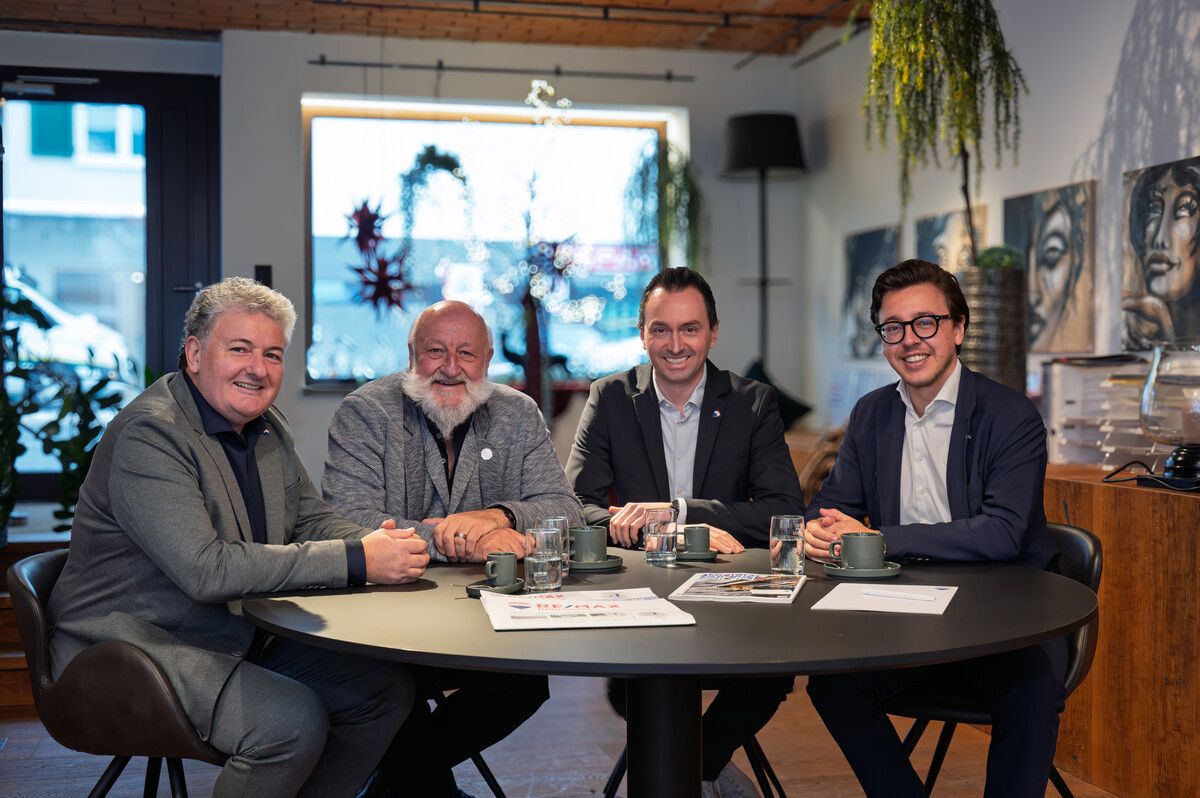 Lothar Mennel, Reinhard Götze, Philipp Feurstein und Julian Hefel.⇒Remax