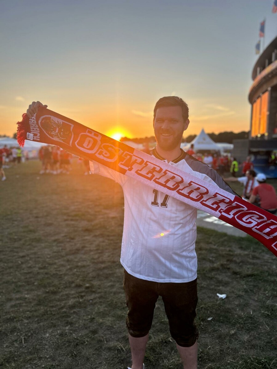 Matthias Wolfahrt im Trikot, mit dem er im Nachwuchsnationalteam kickte.⇒Privat