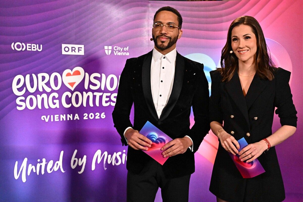 Moderartor Cesár Sampson sieht einen positiven Trend zum Individualismus in der Kunst.⇒AFP