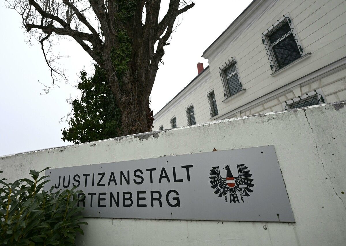 Nach dem Tod eines Insassen der Justizanstalt Hirtenberg (Bezirk Baden) sind die Ermittlungen am Mittwoch weiter im Gange gewesen.⇒Apa