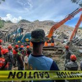 Zahl der Toten nach Müll-Lawine steigt
