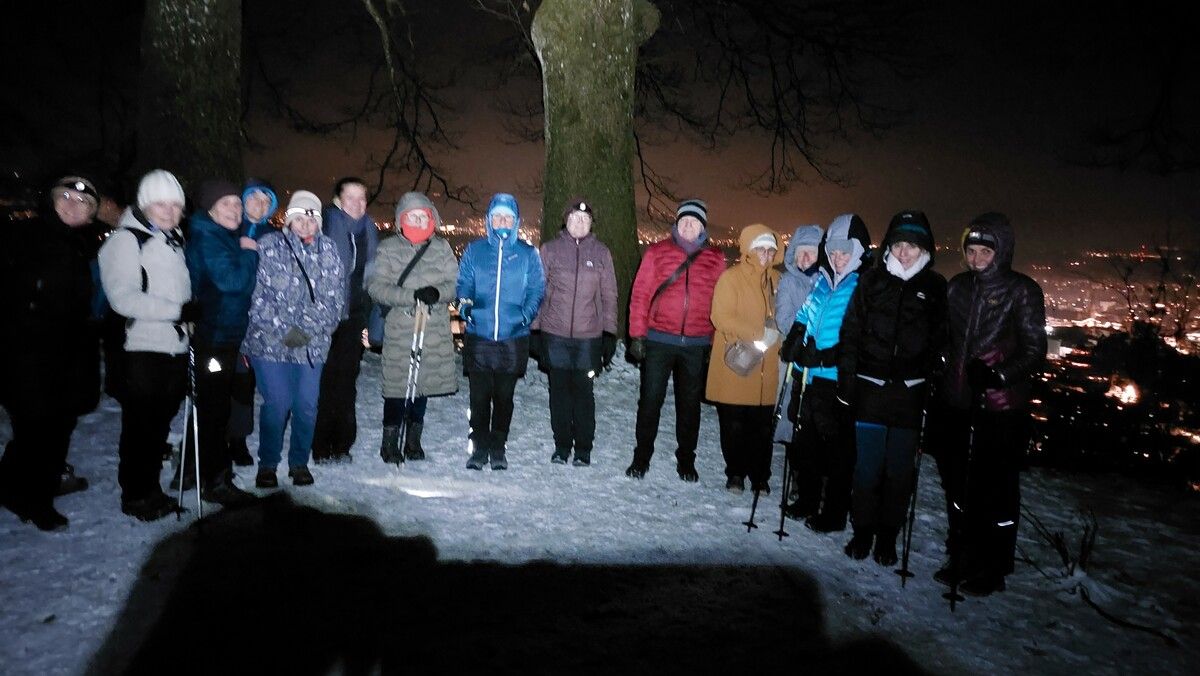 Schweigend und achtsam ins neue Jahr: Die Rauhnachtwanderung zum Zanzenberg war ein besonderes Ritual. ⇒Kneipp-Aktiv-Club Dornbirn