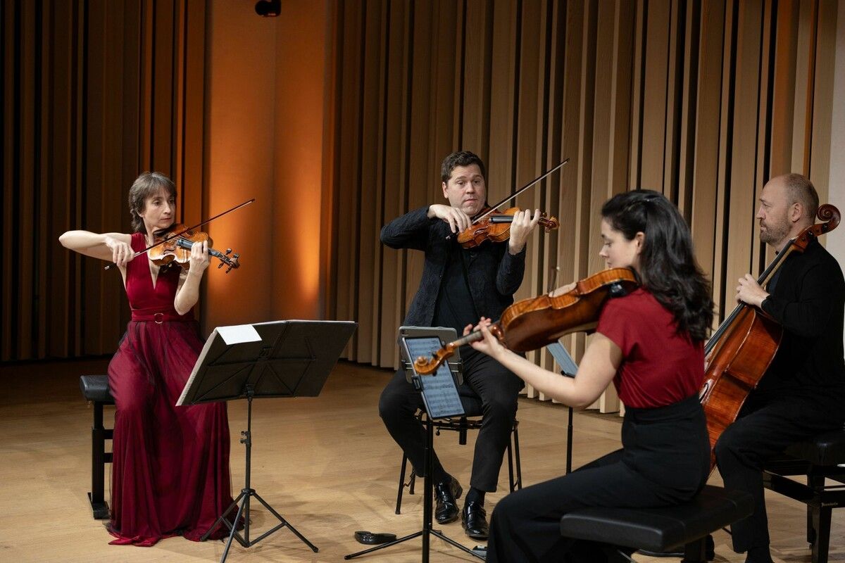 Vera Martínez Mehner (Violine), Abel Tomàs (Violine), Cristina Brown (Viola) und Arnau Tomàs (Violoncello). ⇒Andreas Domjanic