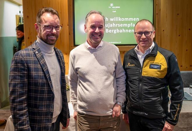v.l.: Christoph Pfefferkorn (Aufsichtsratsvorsitzender Lech Bergbahnen AG), Norbert Pratt (CEO TITLIS Bergbahnen) und Klaus Nussbaumer (Vorstand Lech Bergbahnen AG). ⇒Dietmar Hurnaus