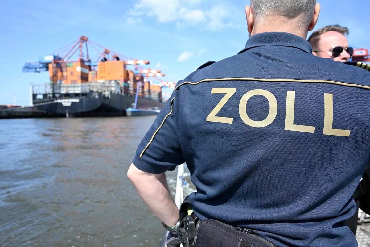 Zollfahnder haben Rekordmengen an Drogen sichergestellt.⇒symbolbild afp