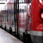 Zugbegleiter stirbt nach Attacke