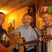 Après-Ski im Goaßstall von Nazes Hus