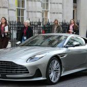 Aston Martin streicht weitere Stellen