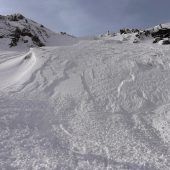 Zwei Wintersportler sterben bei Lawinenabgängen in Tirol