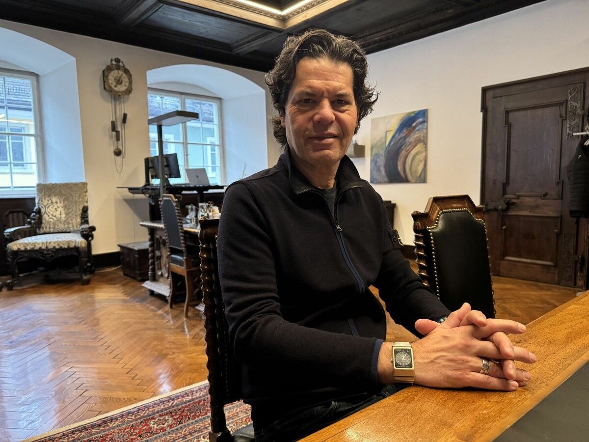 Bürgermeister Manfred Rädler im Gespräch mit den VN.