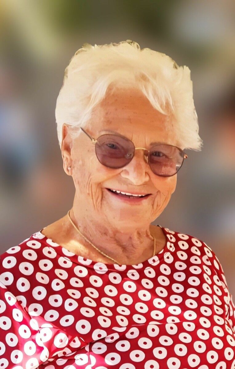 Dafür war Liselotte Schnitzer bekannt: immer mit einem Lächeln im Gesicht und voller Tatendrang.