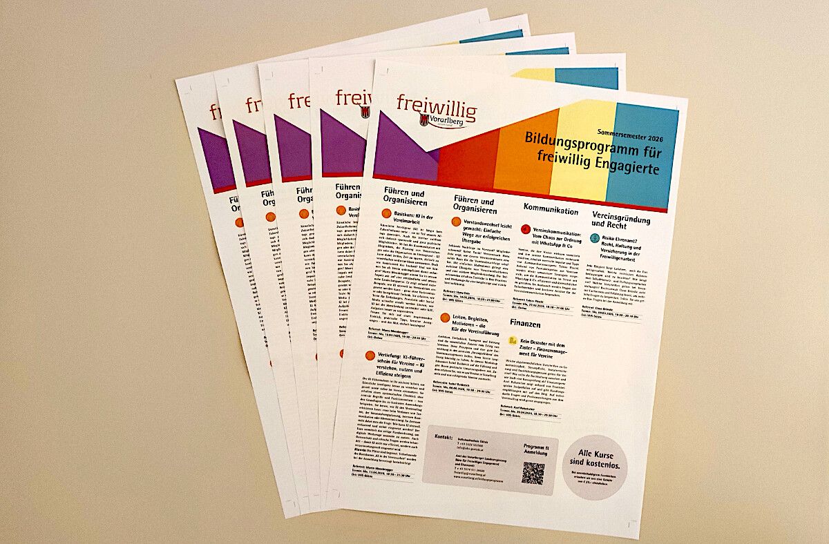 Das aktuelle Bildungsprogramm für Ehrenamtliche umfasst unter anderem die Themen KI, Vorstandswechsel oder Finanzmanagement. ⇒Landeskommunikation