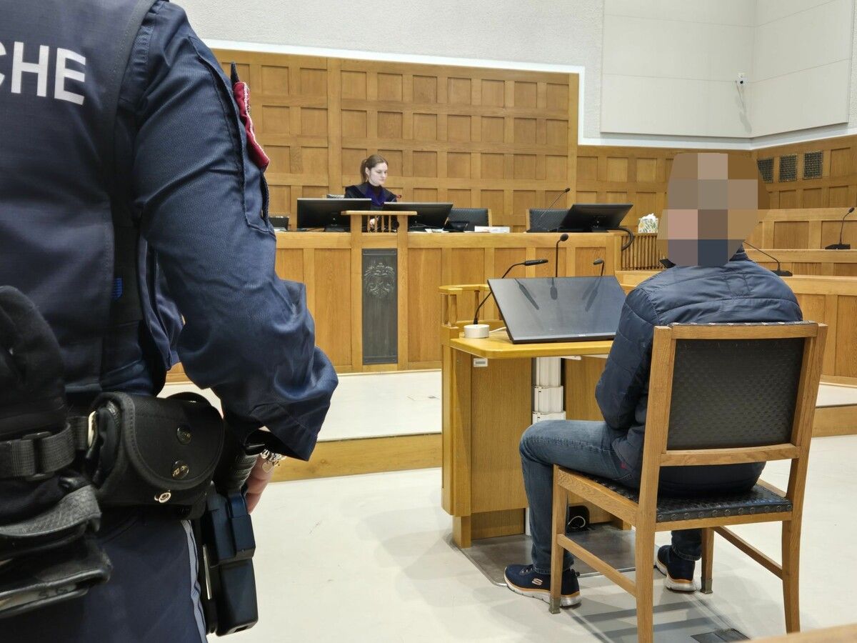 Der Angeklagte bei der Verhandlung im Feldkircher Schwurgerichtssaal.⇒EC