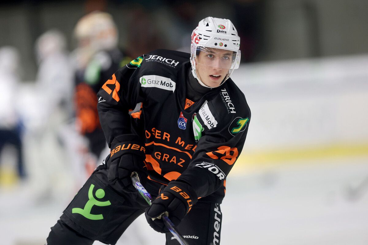 Der Lustenauer Lenz Moosbrugger zeigte bei seinem Debüt im österreichischen Eishockey-Nationalteam gleich mit einem Tor auf.⇒gepa
