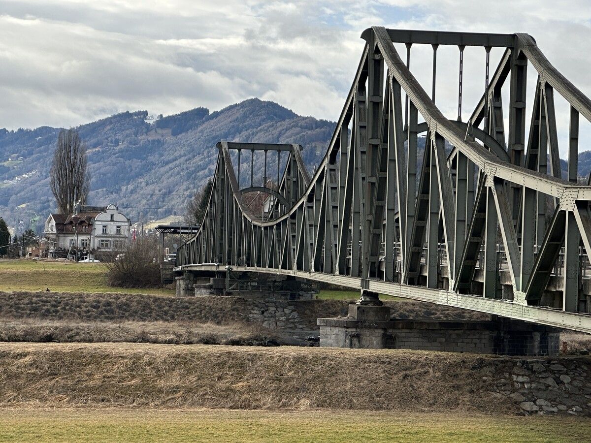 Die alte Brücke soll entlastet werden.