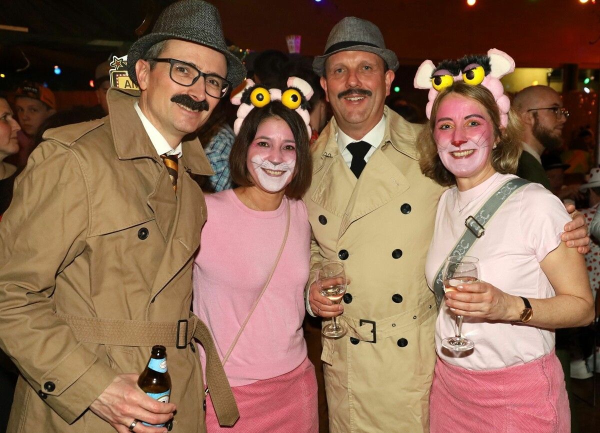 Die Inspektoren Clouseau und ihre rosaroten Panther.⇒Christian Fetz