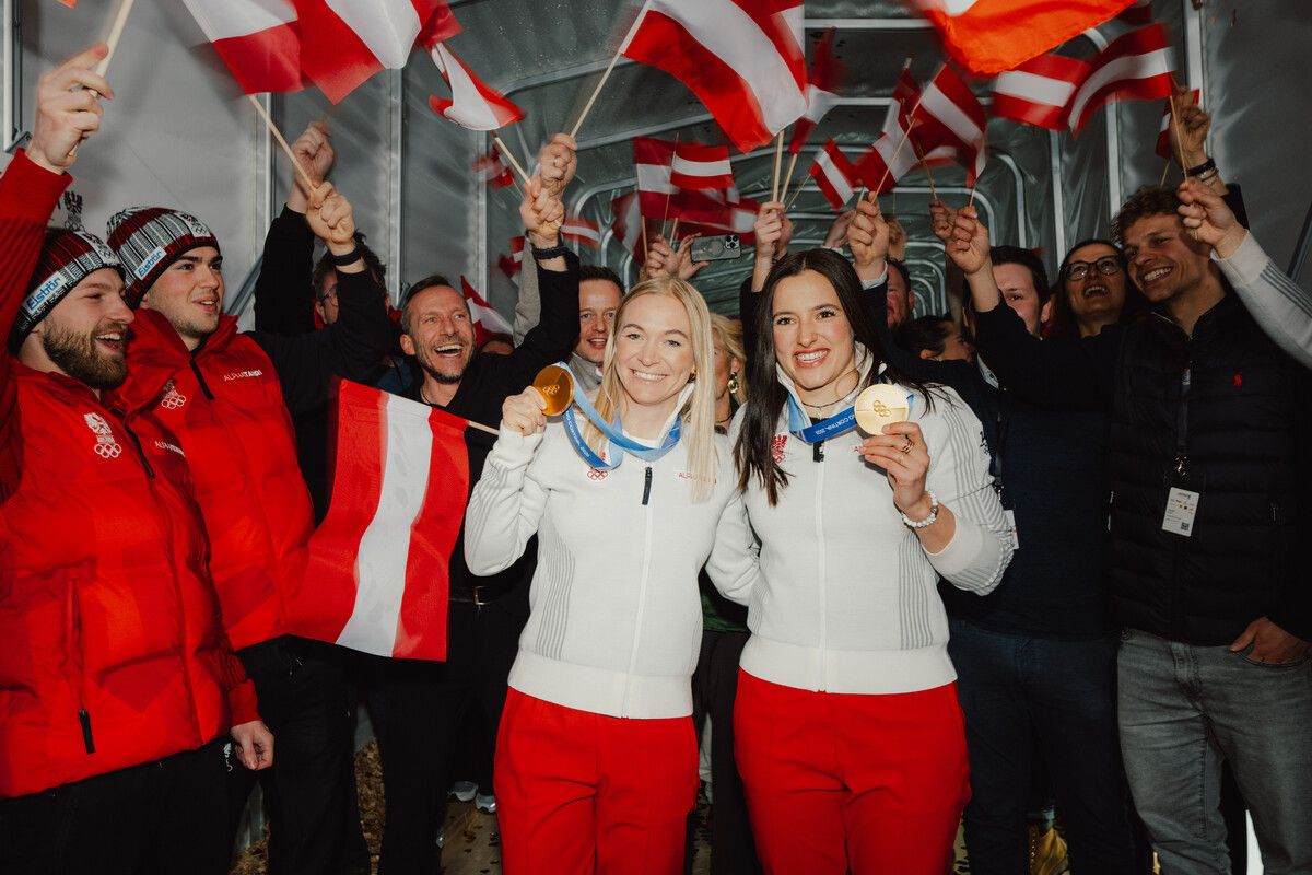 Erstmals feiert ganz Möggers eine olympische Goldmedaille - mit Ariane Rädler.⇒gepa