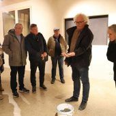 Lehmbaupionier macht mit Baustoff Furore