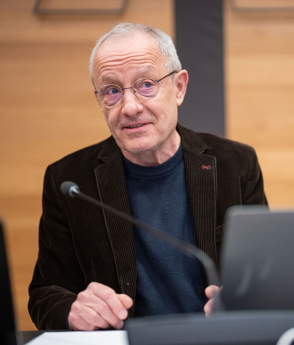 Ex-Politiker Peter Pilz war im U-Ausschuss zu Gast. ⇒APA