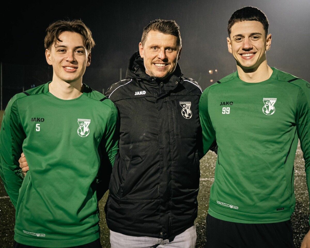 Fabio Boor (l.) und Luca Pio (r.) mit DSV-Sportchef Michael Kovacec wollen sich gut präsentieren.⇒ DSV